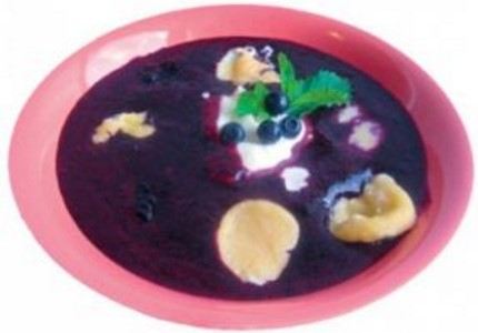 Рецепт черничного супа с клецками