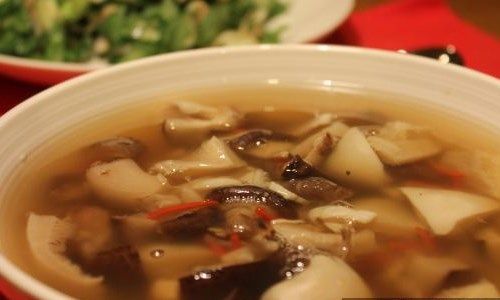 Диетический суп из сушеных грибов