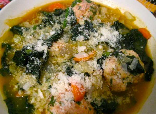 Рецепт итальянского супа с фрикадельками - фото