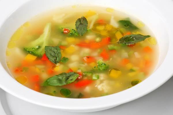 Куриный суп с замороженными овощами