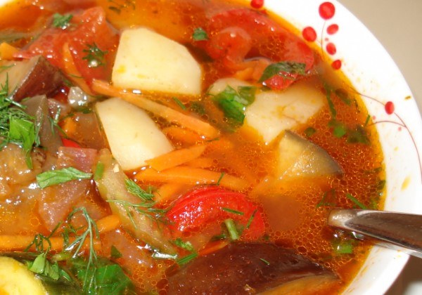 Овощной суп из баклажанов и кабачков