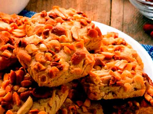 Овсяный пирог с арахисом - фото