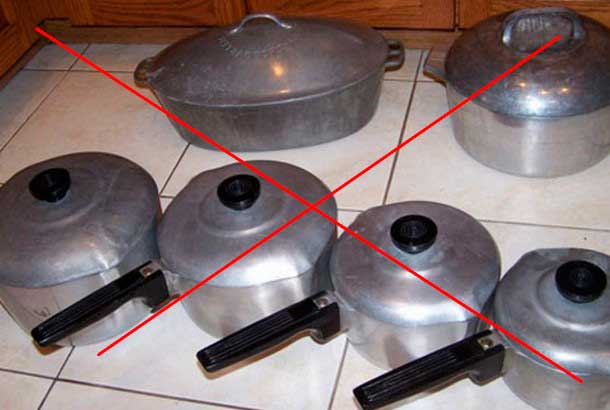 В какой посуде нельзя варить варенье