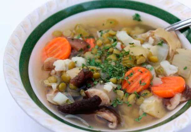 Рецепт горохового супа с сушеными грибами