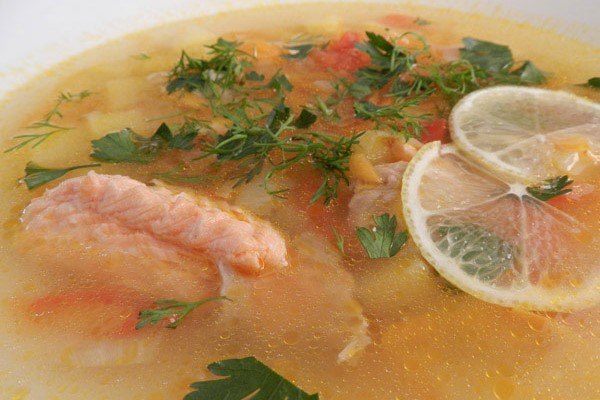 Суп из рыбы кижуч
