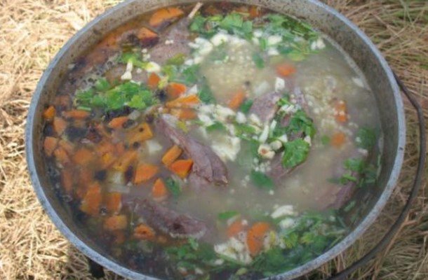 Рыбный суп на костре
