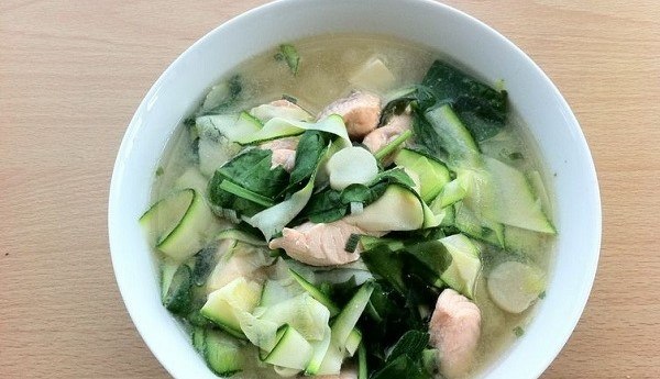 Рыбный суп с кабачками