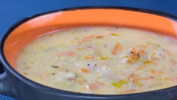 Рыбным суп с сельдереем