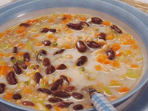 Сырный суп с фасолью - фото