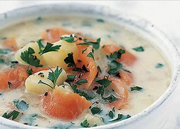Лососевый суп со сливками в мультиварке
