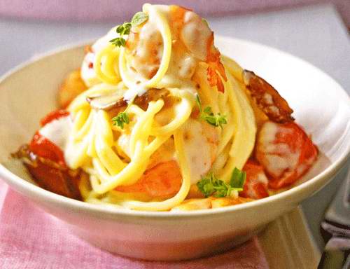Спагетти с финиками - фото