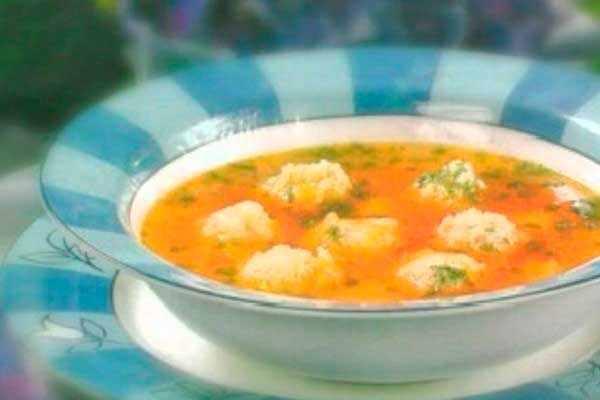 Картофельный суп из рыбных фрикаделек