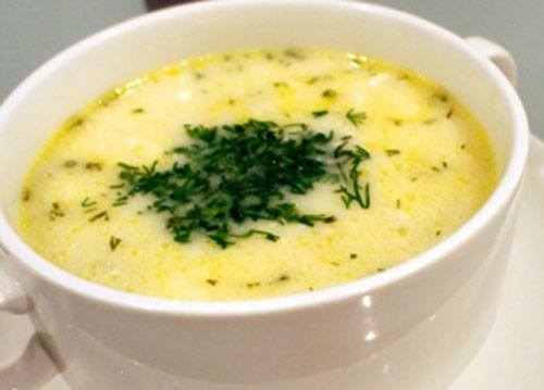 Рецепт пикантного супа с плавленым сыром - фото