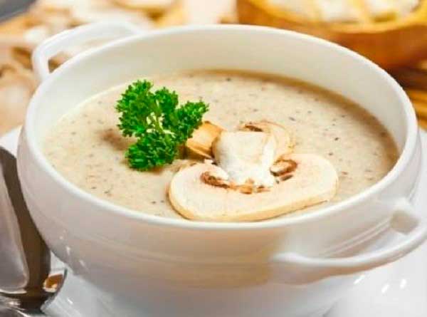 Суп-пюре с фрикадельками и грибами