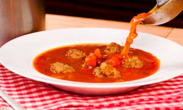 Рецепт супа с фрикадельками и фасолью - фото