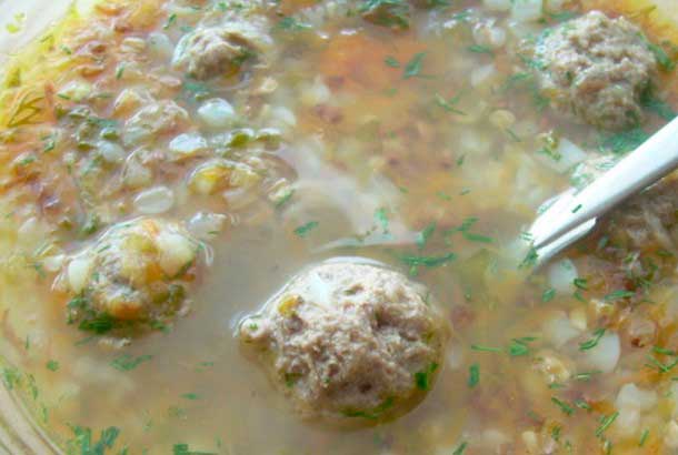 Как сварить суп с гречкой и фрикадельками