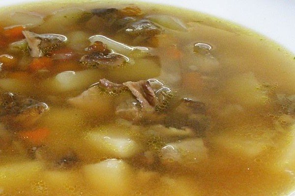 Суп с консервированными грибами и курицей