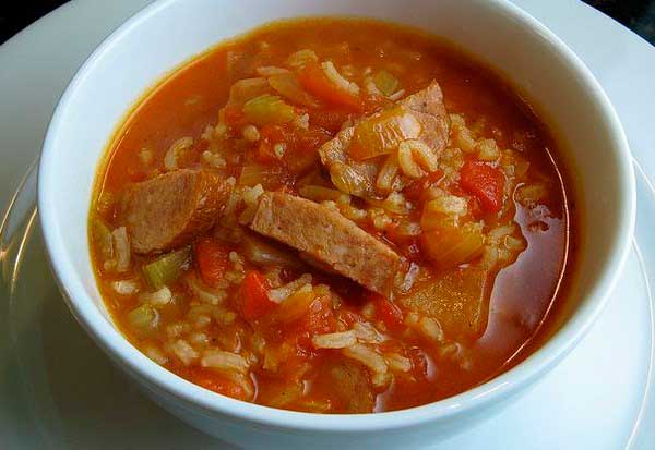 Рисовый суп со свиной рулькой