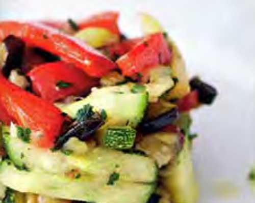 Теплый овощной салат с фото