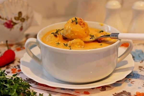 Суп из тыквы и куриных фрикаделек