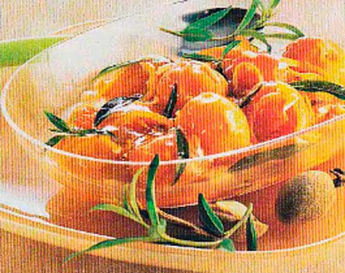 Варенье из абрикосов и миндаля - фото